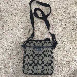 Cross body purse